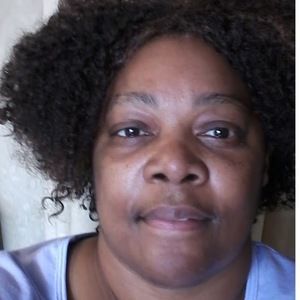 Meet your Posher, Monique